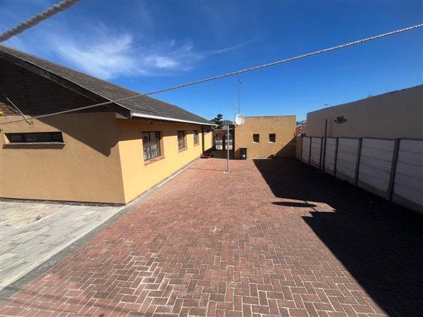 3 Bedroom Property for Sale in Mandalay Western Cape